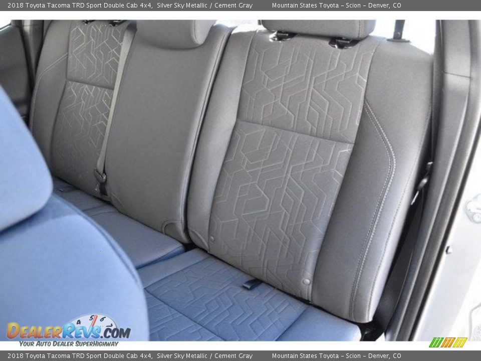 2018 Toyota Tacoma TRD Sport Double Cab 4x4 Silver Sky Metallic / Cement Gray Photo #7