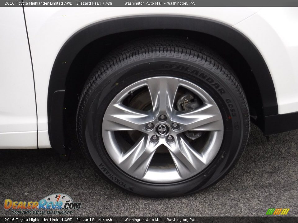 2016 Toyota Highlander Limited AWD Blizzard Pearl / Ash Photo #4