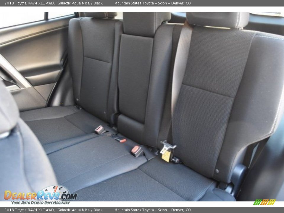 2018 Toyota RAV4 XLE AWD Galactic Aqua Mica / Black Photo #7