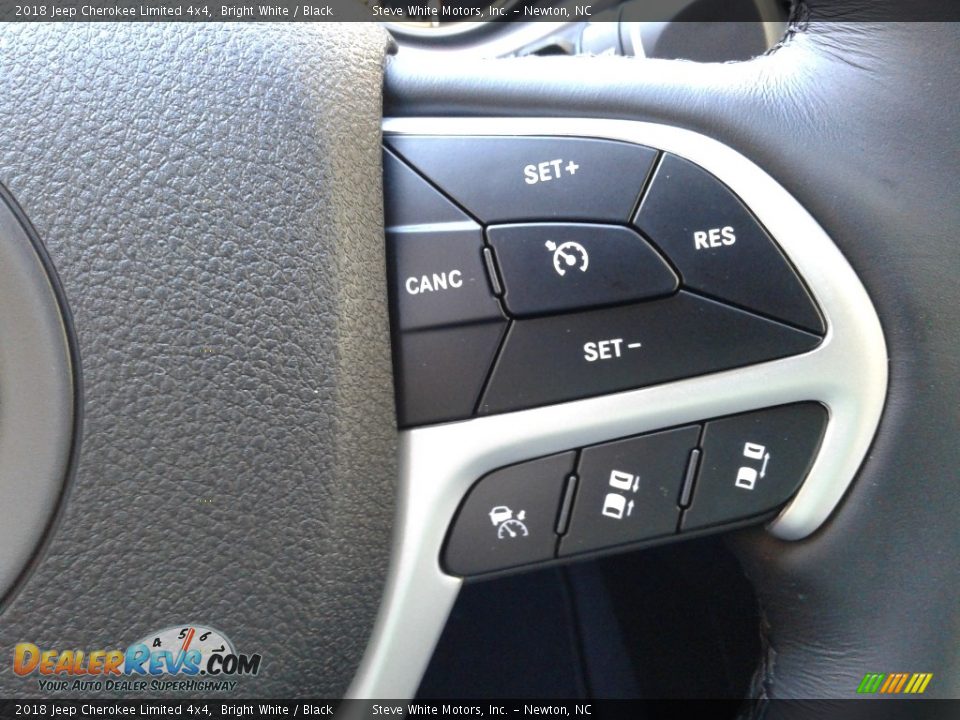 2018 Jeep Cherokee Limited 4x4 Bright White / Black Photo #17