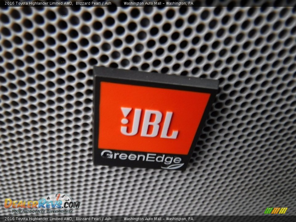 2016 Toyota Highlander Limited AWD Blizzard Pearl / Ash Photo #19