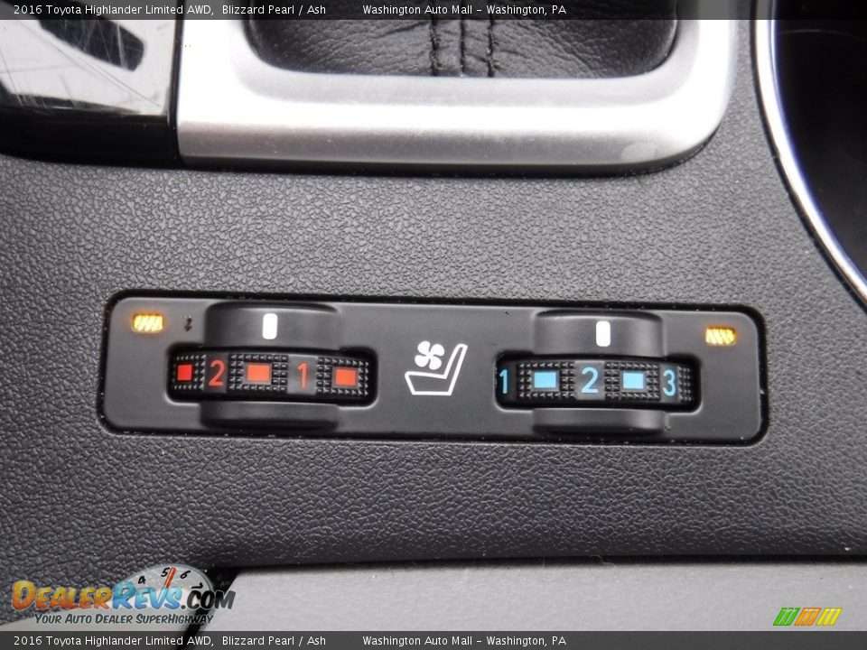 2016 Toyota Highlander Limited AWD Blizzard Pearl / Ash Photo #24