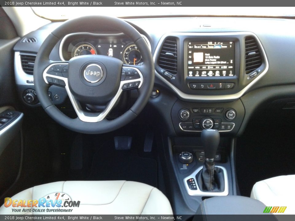 2018 Jeep Cherokee Limited 4x4 Bright White / Black Photo #28