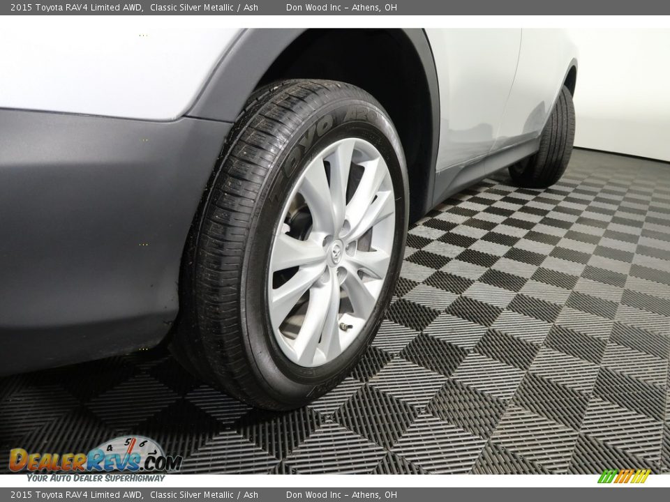 2015 Toyota RAV4 Limited AWD Classic Silver Metallic / Ash Photo #22