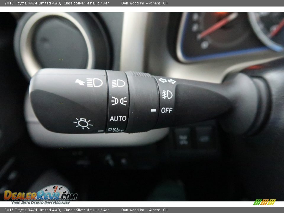 2015 Toyota RAV4 Limited AWD Classic Silver Metallic / Ash Photo #32