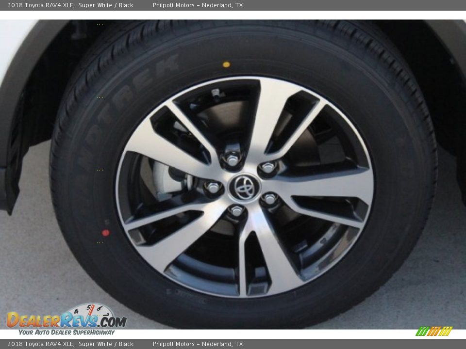 2018 Toyota RAV4 XLE Super White / Black Photo #4