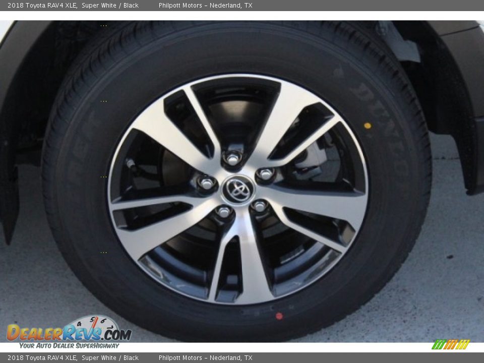 2018 Toyota RAV4 XLE Super White / Black Photo #5