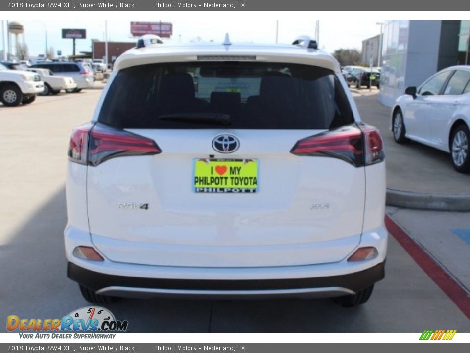 2018 Toyota RAV4 XLE Super White / Black Photo #7