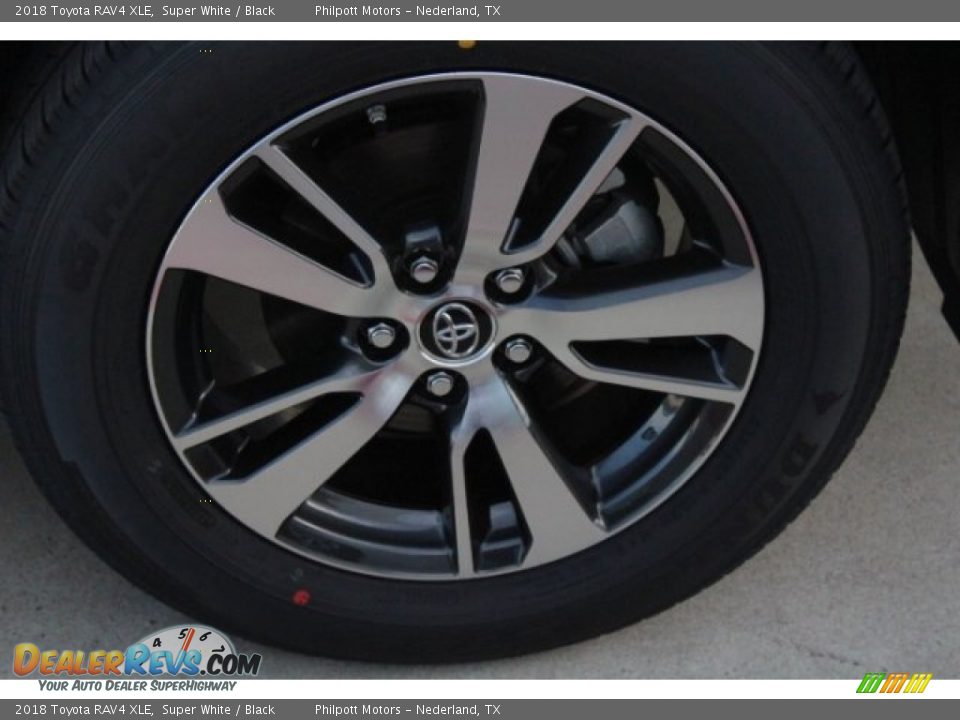 2018 Toyota RAV4 XLE Super White / Black Photo #10