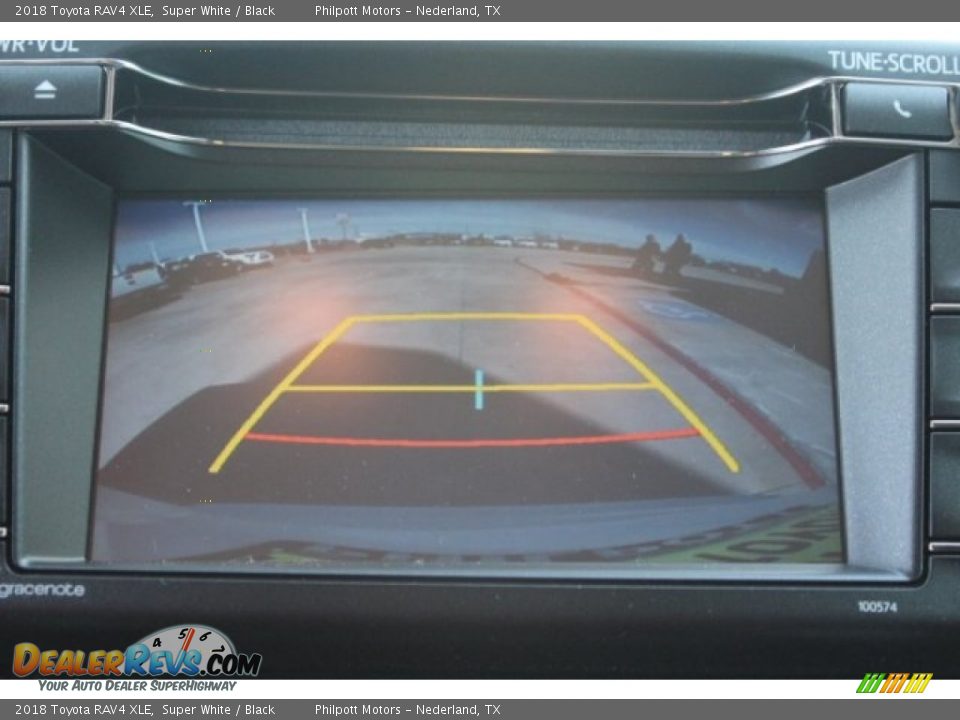 2018 Toyota RAV4 XLE Super White / Black Photo #14