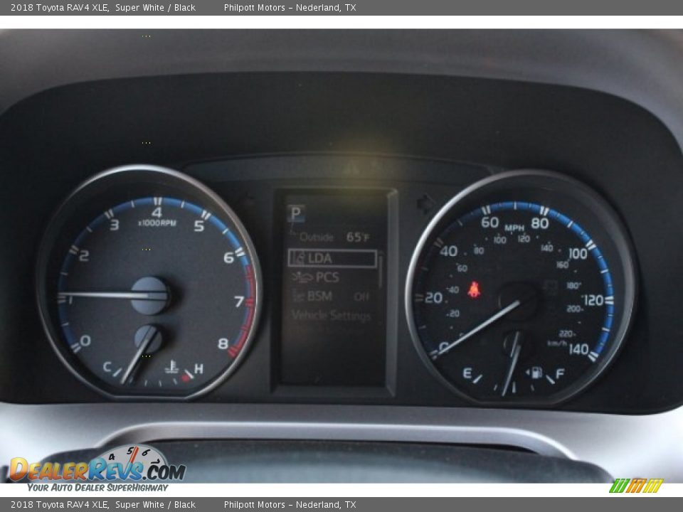 2018 Toyota RAV4 XLE Super White / Black Photo #20