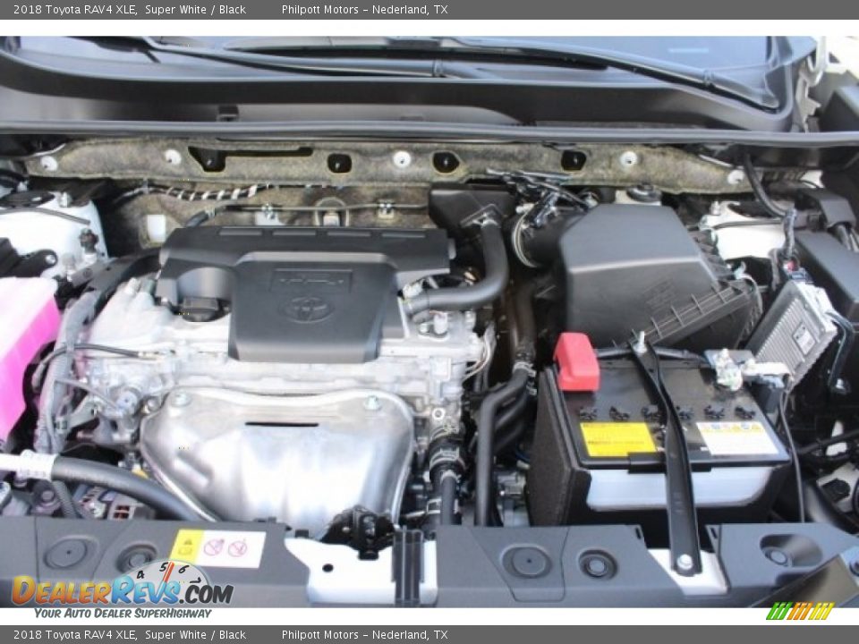 2018 Toyota RAV4 XLE Super White / Black Photo #32