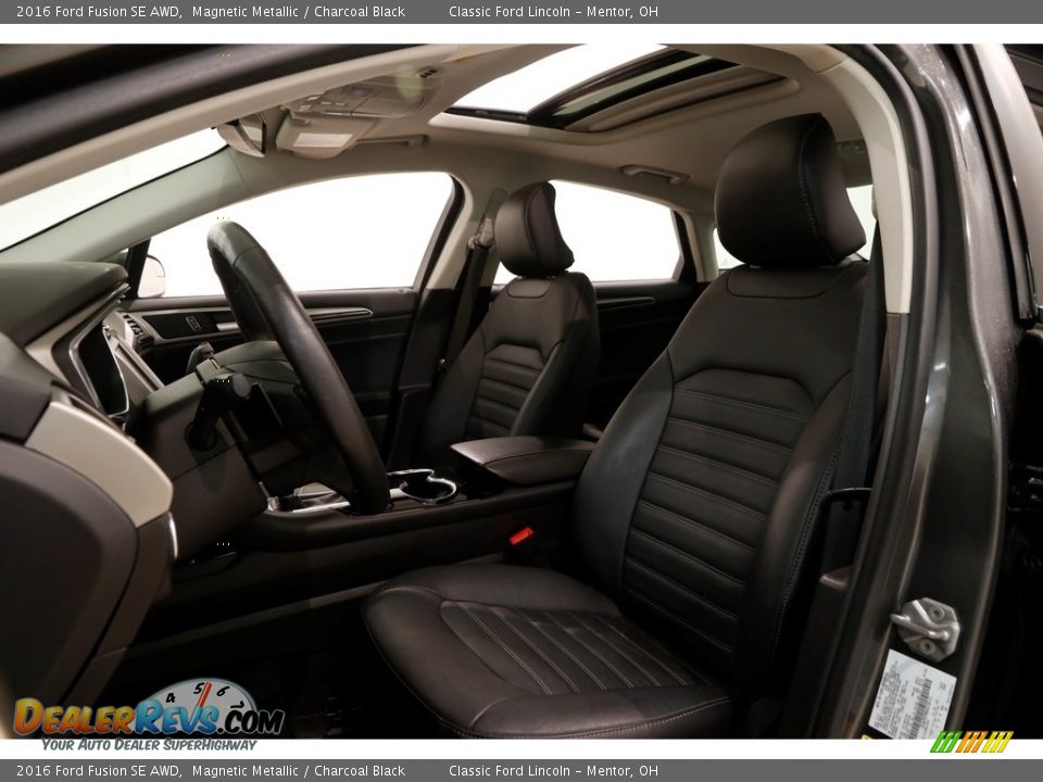 2016 Ford Fusion SE AWD Magnetic Metallic / Charcoal Black Photo #5