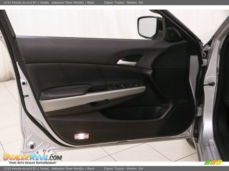 2010 Honda Accord EX-L Sedan Alabaster Silver Metallic / Black Photo #4
