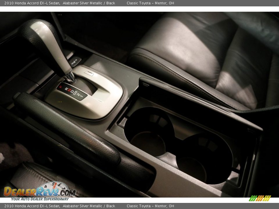 2010 Honda Accord EX-L Sedan Alabaster Silver Metallic / Black Photo #16