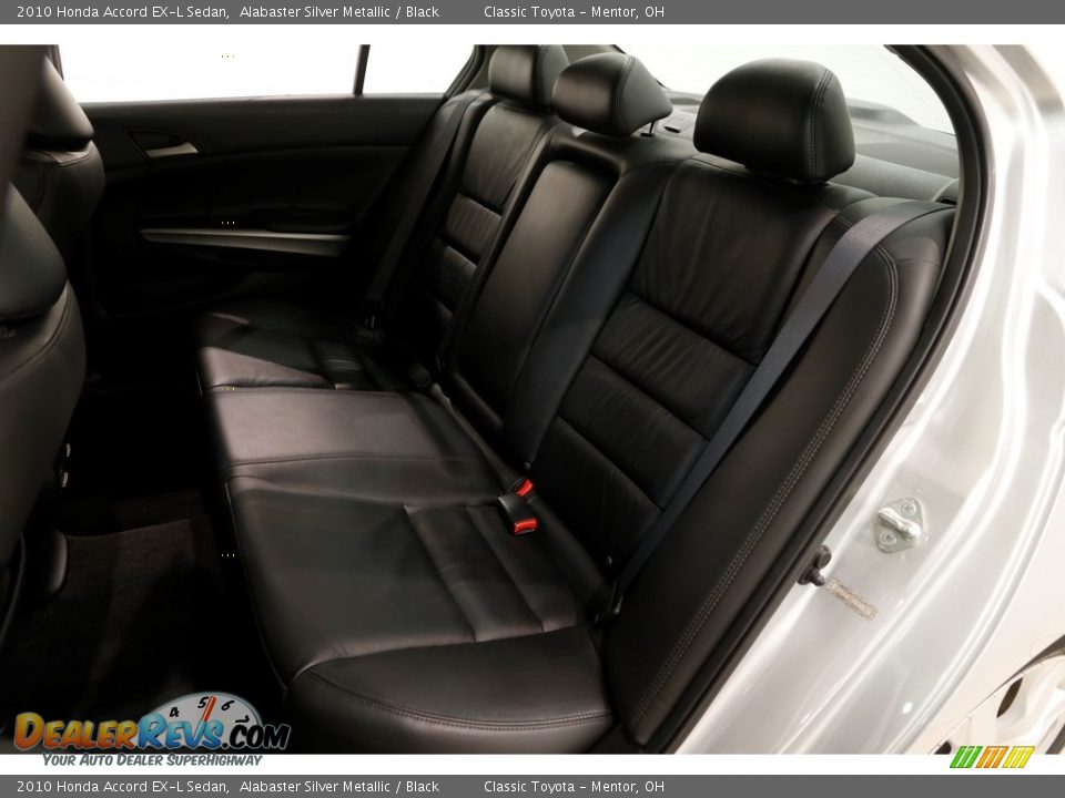 2010 Honda Accord EX-L Sedan Alabaster Silver Metallic / Black Photo #19