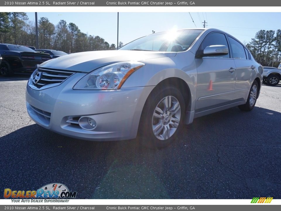 2010 Nissan Altima 2.5 SL Radiant Silver / Charcoal Photo #3