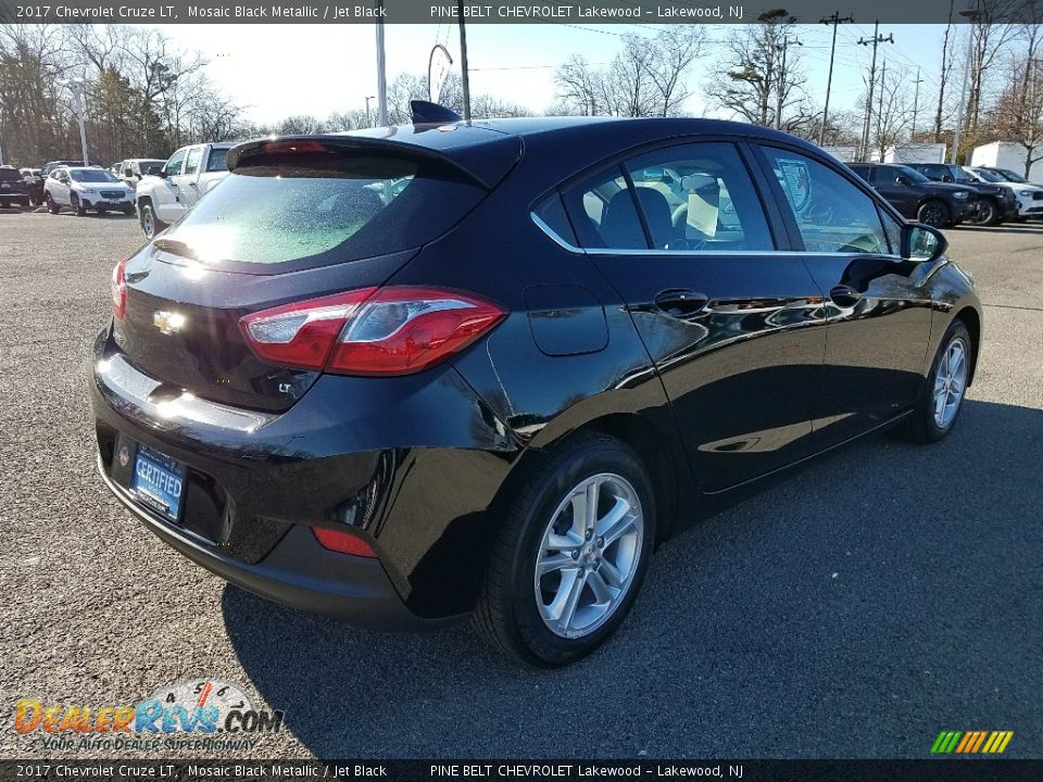 2017 Chevrolet Cruze LT Mosaic Black Metallic / Jet Black Photo #7