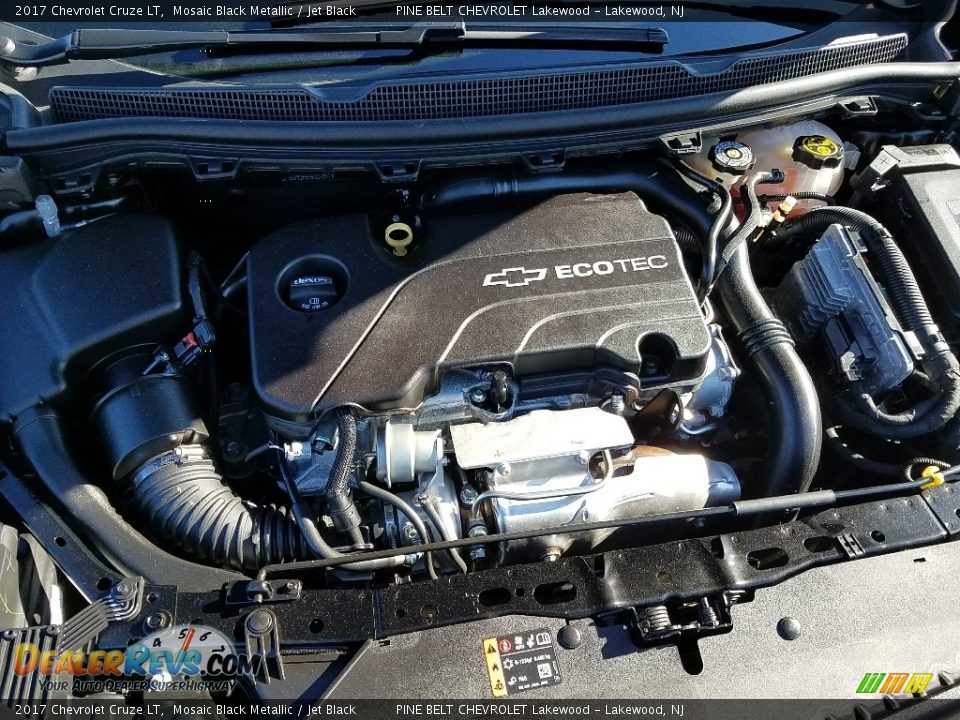 2017 Chevrolet Cruze LT Mosaic Black Metallic / Jet Black Photo #11