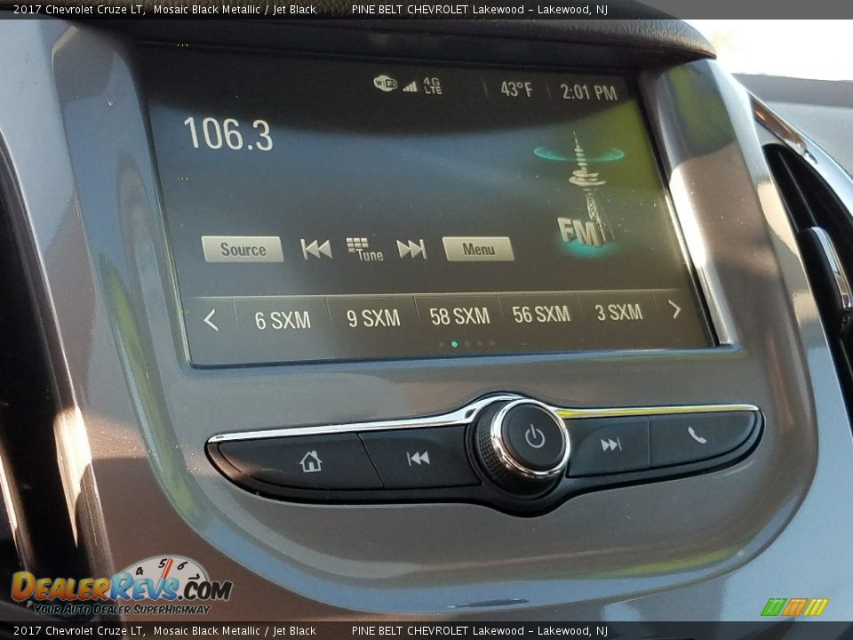 2017 Chevrolet Cruze LT Mosaic Black Metallic / Jet Black Photo #12