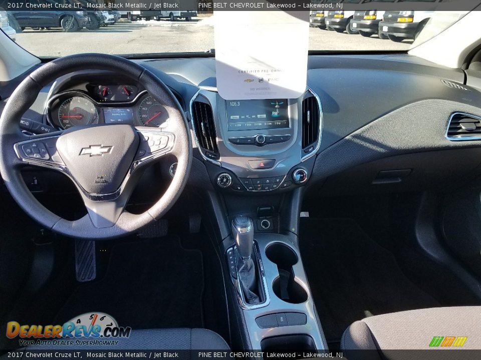 2017 Chevrolet Cruze LT Mosaic Black Metallic / Jet Black Photo #24