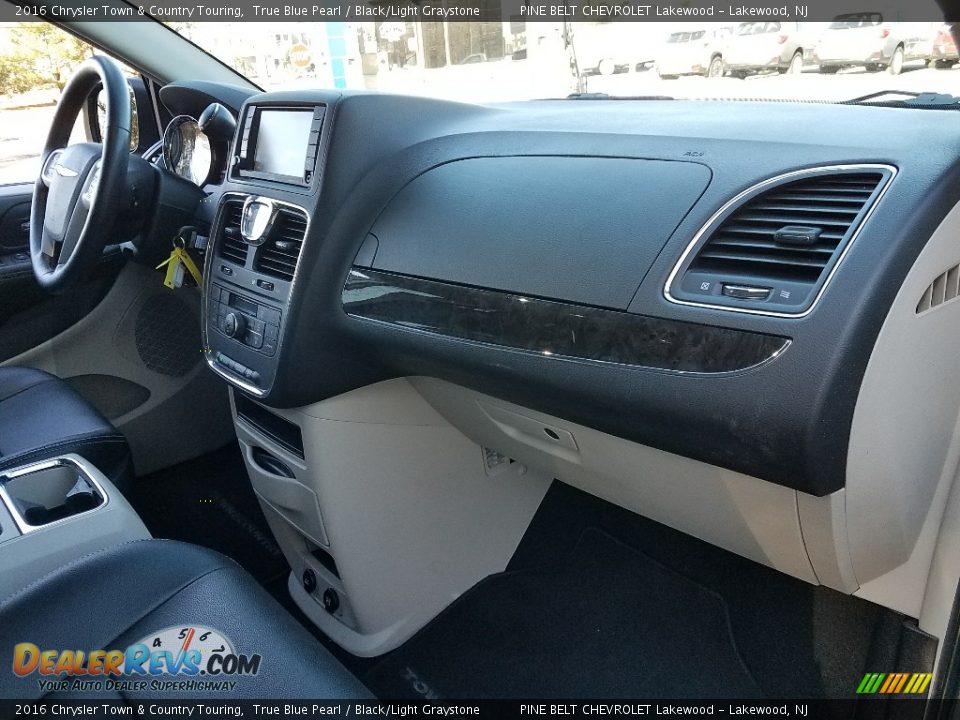 2016 Chrysler Town & Country Touring True Blue Pearl / Black/Light Graystone Photo #27