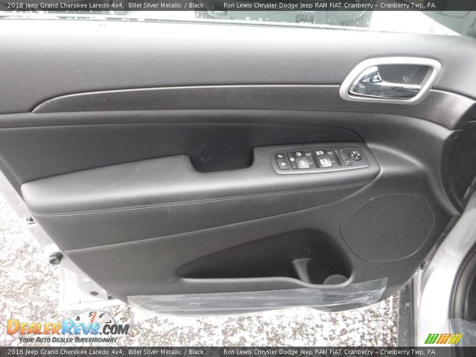 2018 Jeep Grand Cherokee Laredo 4x4 Billet Silver Metallic / Black Photo #12