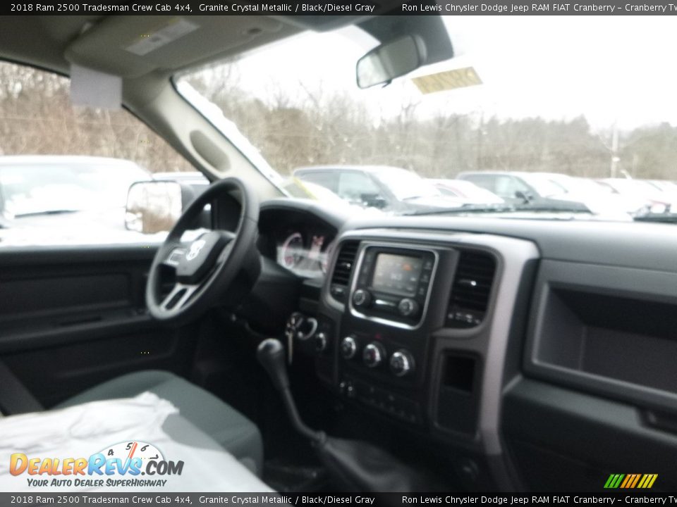 2018 Ram 2500 Tradesman Crew Cab 4x4 Granite Crystal Metallic / Black/Diesel Gray Photo #10