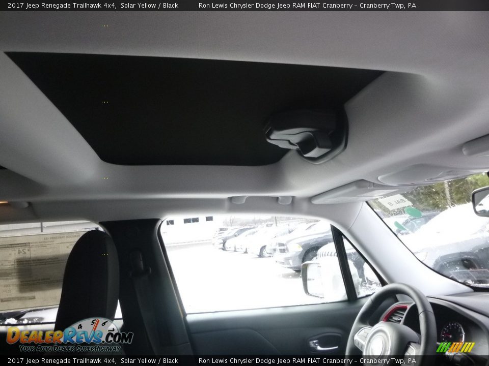 2017 Jeep Renegade Trailhawk 4x4 Solar Yellow / Black Photo #11