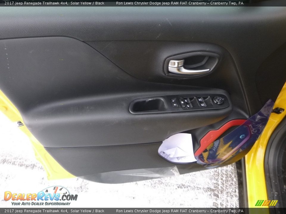 2017 Jeep Renegade Trailhawk 4x4 Solar Yellow / Black Photo #13