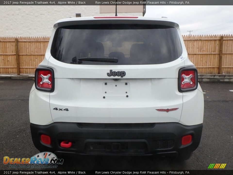 2017 Jeep Renegade Trailhawk 4x4 Alpine White / Black Photo #4