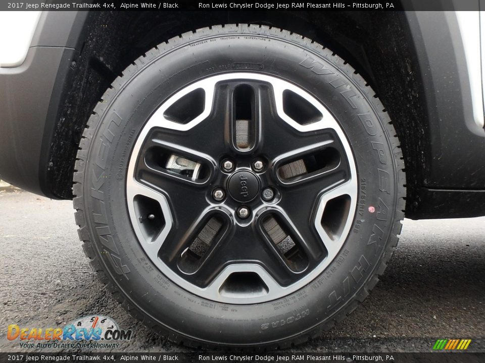 2017 Jeep Renegade Trailhawk 4x4 Alpine White / Black Photo #9