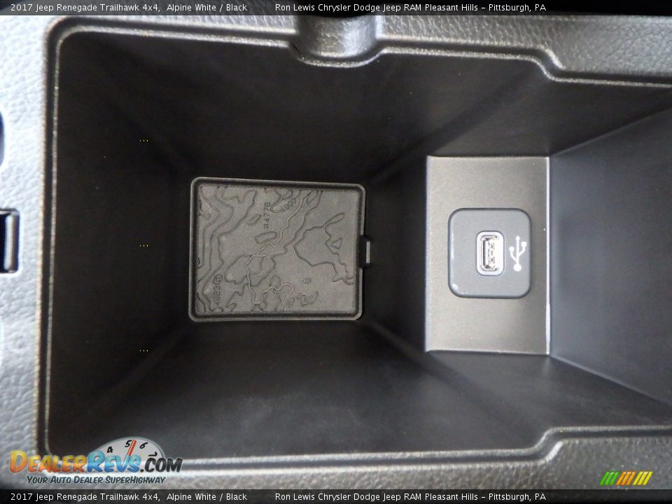2017 Jeep Renegade Trailhawk 4x4 Alpine White / Black Photo #19
