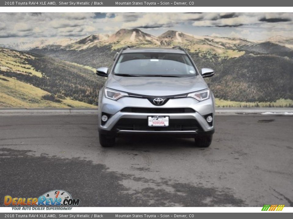 2018 Toyota RAV4 XLE AWD Silver Sky Metallic / Black Photo #2