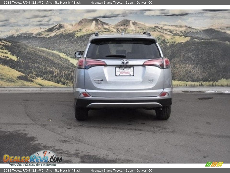 2018 Toyota RAV4 XLE AWD Silver Sky Metallic / Black Photo #4