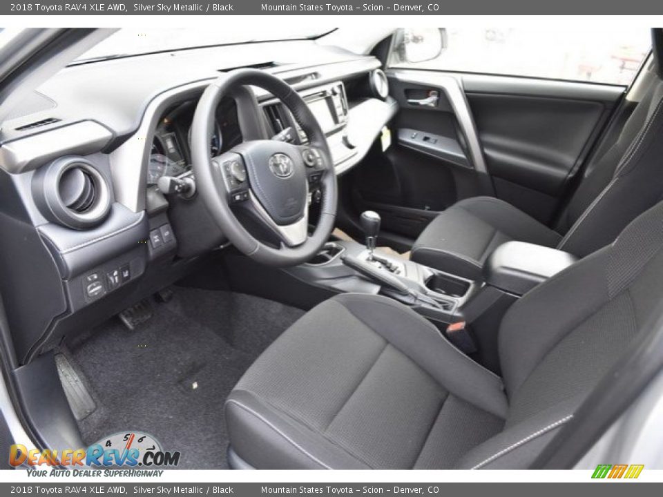 2018 Toyota RAV4 XLE AWD Silver Sky Metallic / Black Photo #5