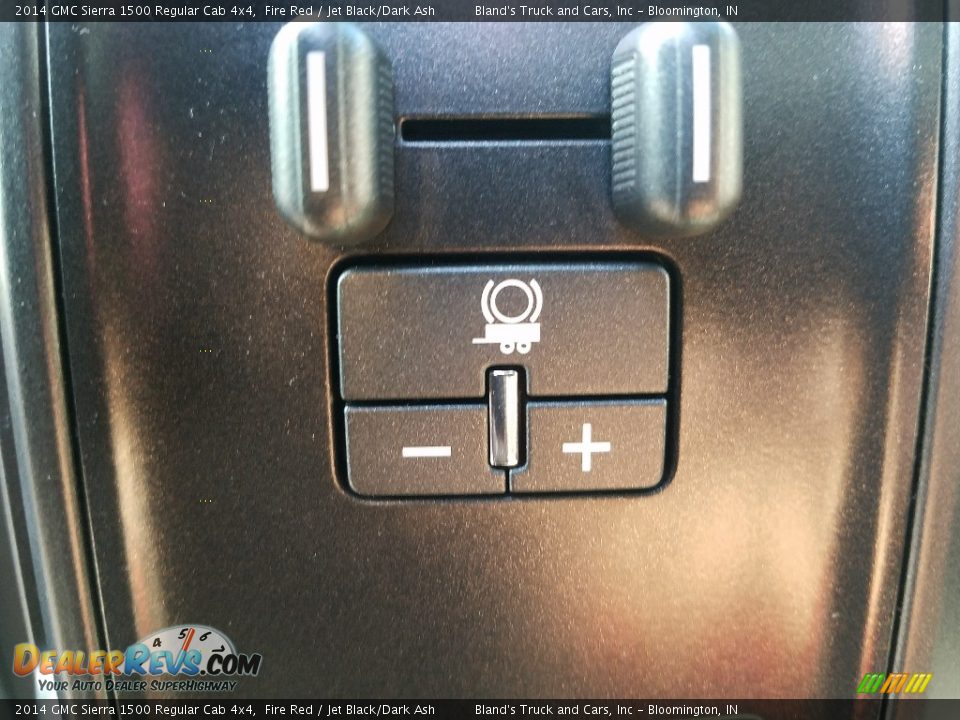 2014 GMC Sierra 1500 Regular Cab 4x4 Fire Red / Jet Black/Dark Ash Photo #17