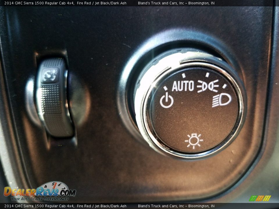 2014 GMC Sierra 1500 Regular Cab 4x4 Fire Red / Jet Black/Dark Ash Photo #18