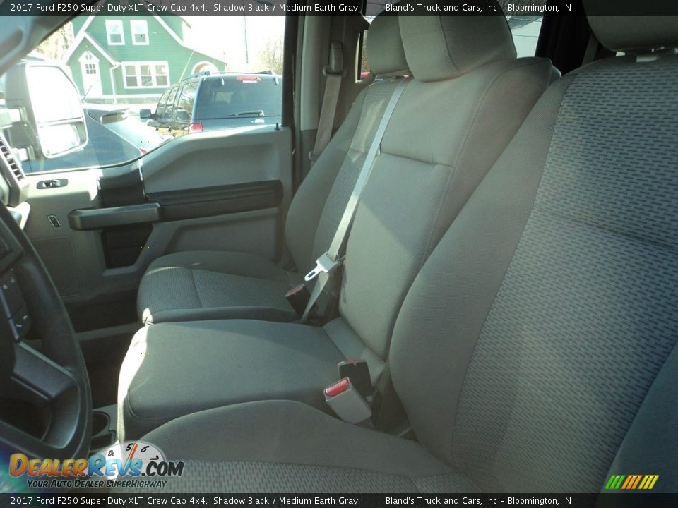 2017 Ford F250 Super Duty XLT Crew Cab 4x4 Shadow Black / Medium Earth Gray Photo #9