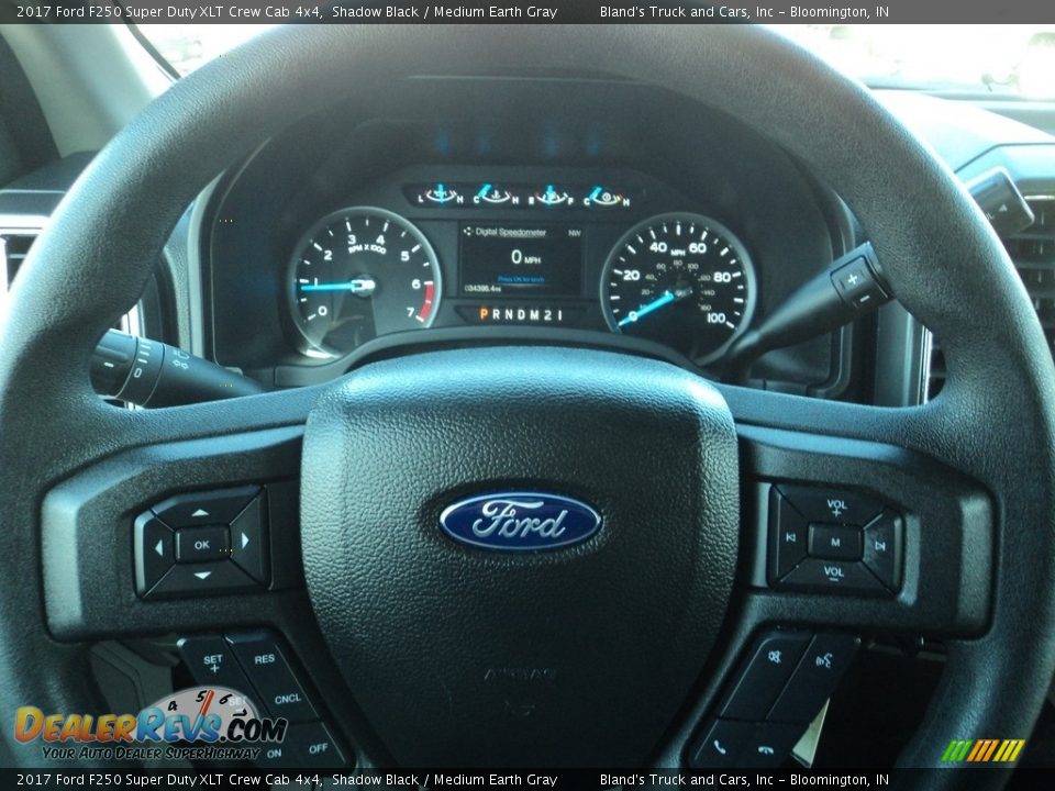 2017 Ford F250 Super Duty XLT Crew Cab 4x4 Shadow Black / Medium Earth Gray Photo #13