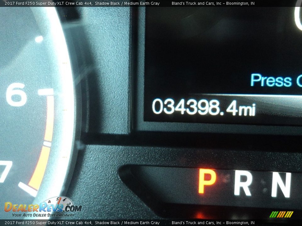 2017 Ford F250 Super Duty XLT Crew Cab 4x4 Shadow Black / Medium Earth Gray Photo #15