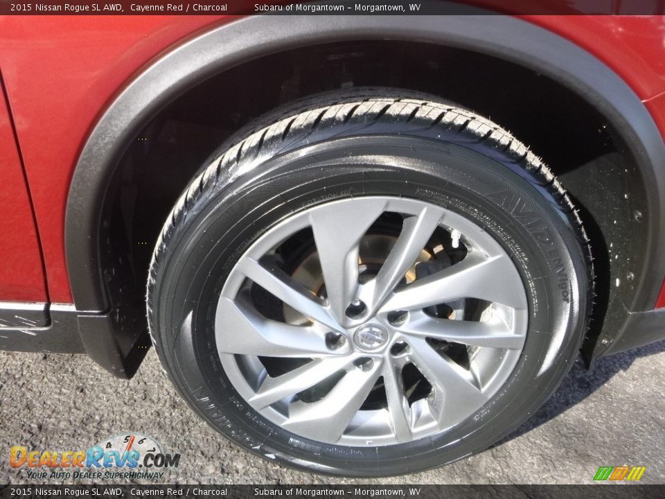 2015 Nissan Rogue SL AWD Cayenne Red / Charcoal Photo #2