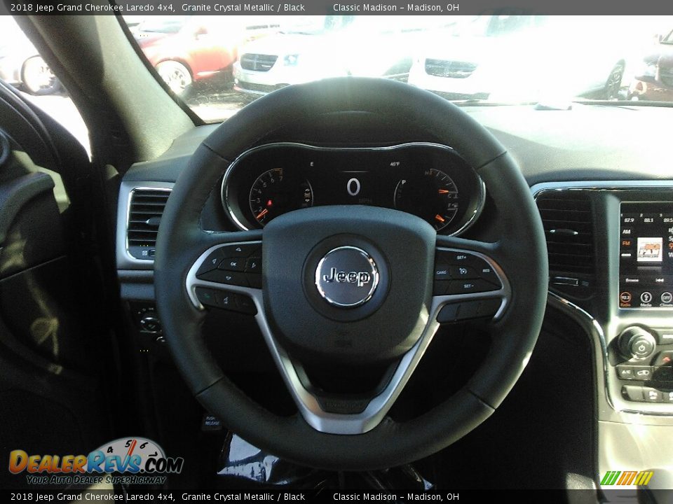 2018 Jeep Grand Cherokee Laredo 4x4 Granite Crystal Metallic / Black Photo #6