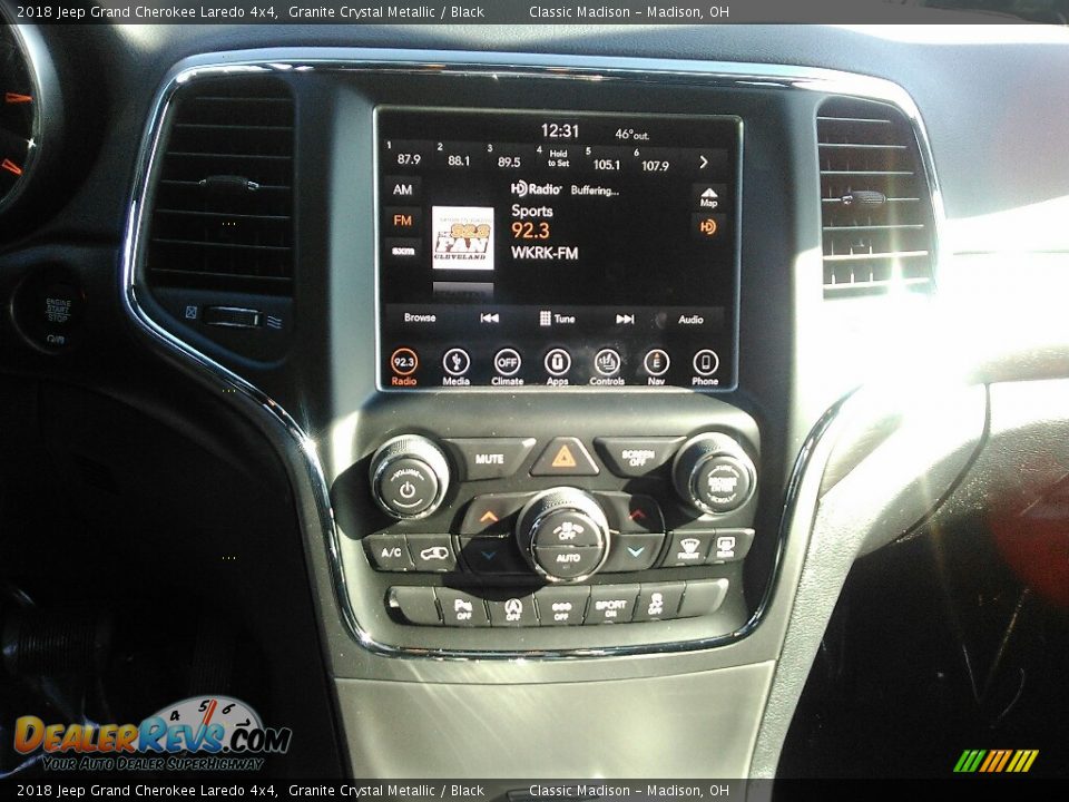 2018 Jeep Grand Cherokee Laredo 4x4 Granite Crystal Metallic / Black Photo #8