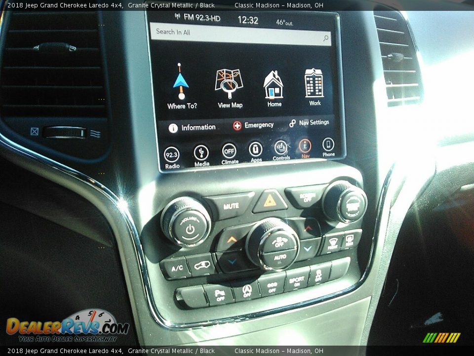 2018 Jeep Grand Cherokee Laredo 4x4 Granite Crystal Metallic / Black Photo #11