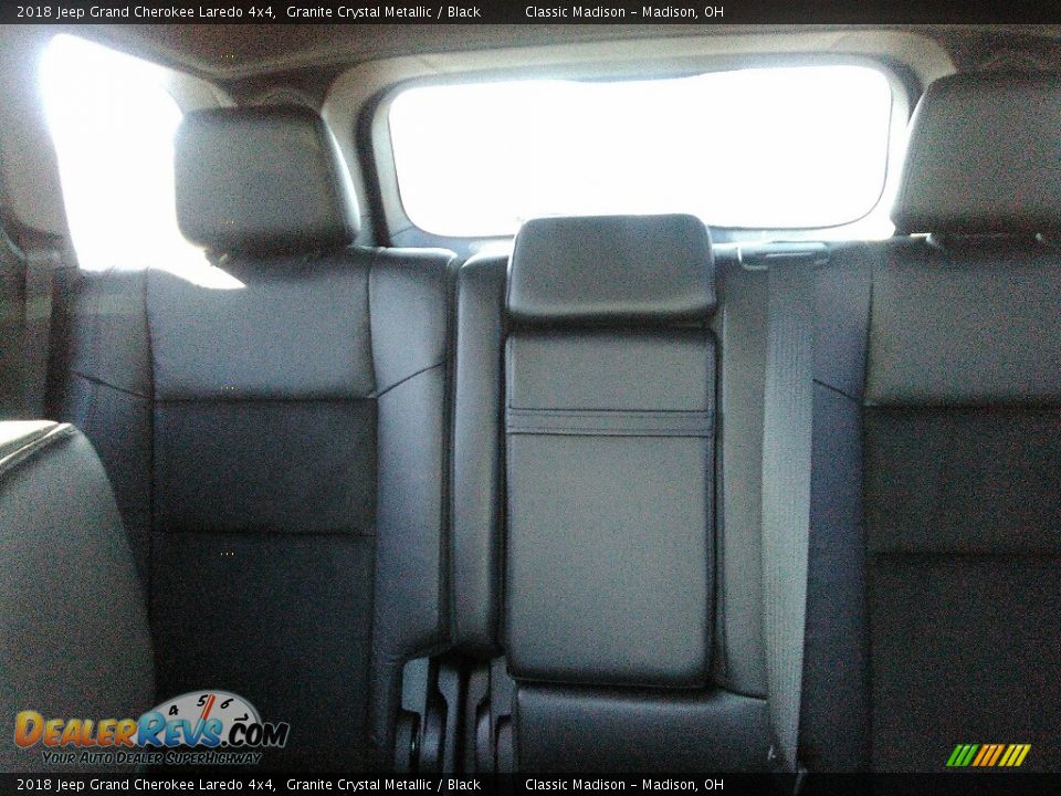 2018 Jeep Grand Cherokee Laredo 4x4 Granite Crystal Metallic / Black Photo #12