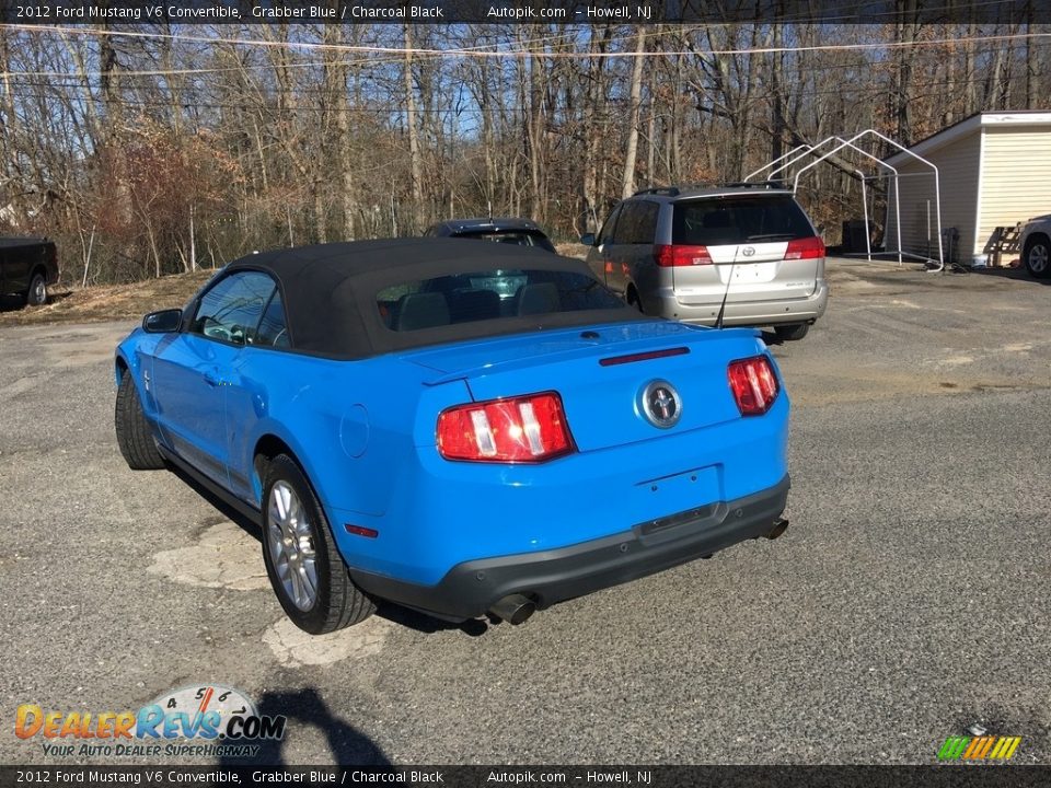2012 Ford Mustang V6 Convertible Grabber Blue / Charcoal Black Photo #5