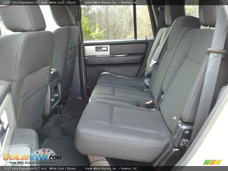 2017 Ford Expedition XLT 4x4 White Gold / Ebony Photo #11