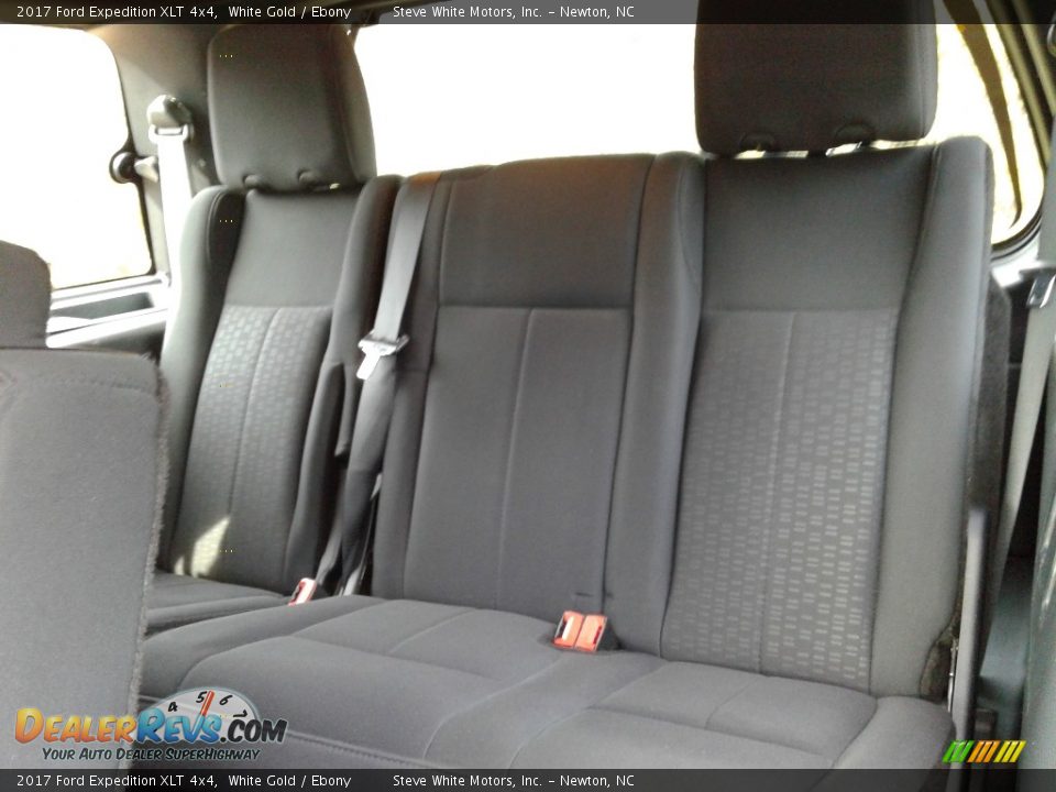 2017 Ford Expedition XLT 4x4 White Gold / Ebony Photo #12
