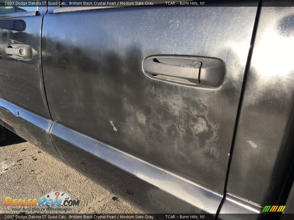 2007 Dodge Dakota ST Quad Cab Brilliant Black Crystal Pearl / Medium Slate Gray Photo #28